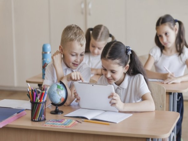 Romanian for Children